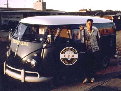 Dick with his 'Balloon Unit' VW chase van